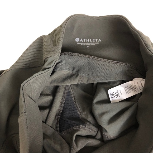 Athleta Excursion Hybrid 11”‎ Short - Picture 7 of 12